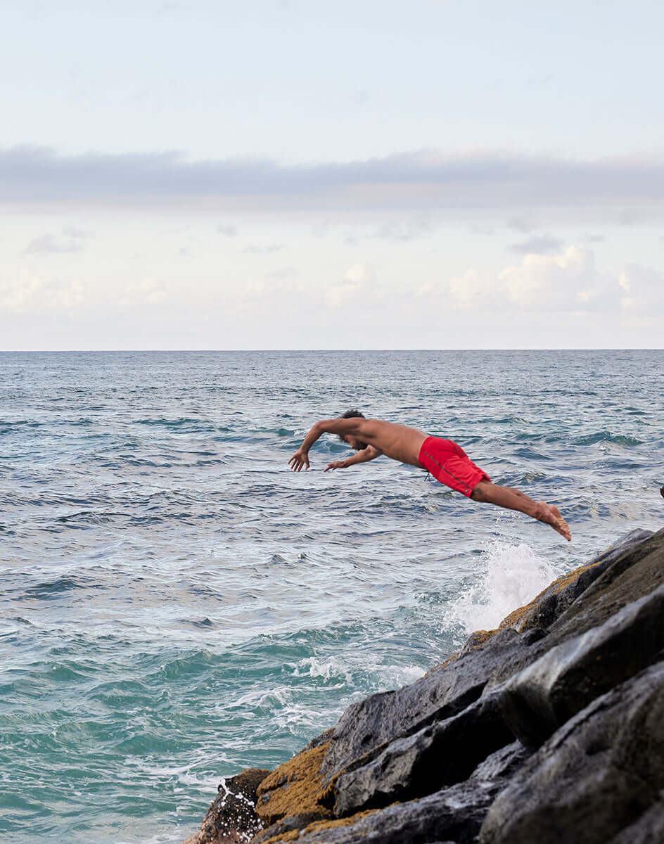 Outerknown-Kelly-Slater-Apex-Trunks-Red_4