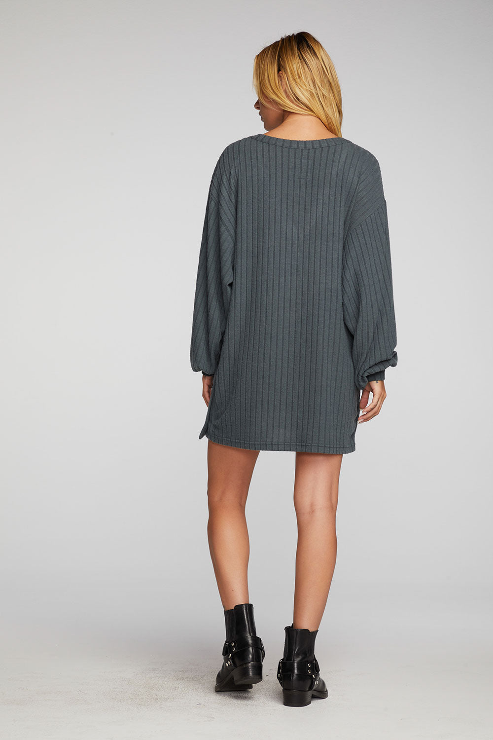 chaser-coda-tunic-charcoal-back-boots