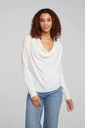 chaser-mela-long-sleeve-white-front-02