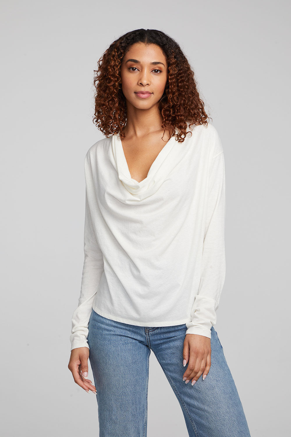 chaser-mela-long-sleeve-white-front