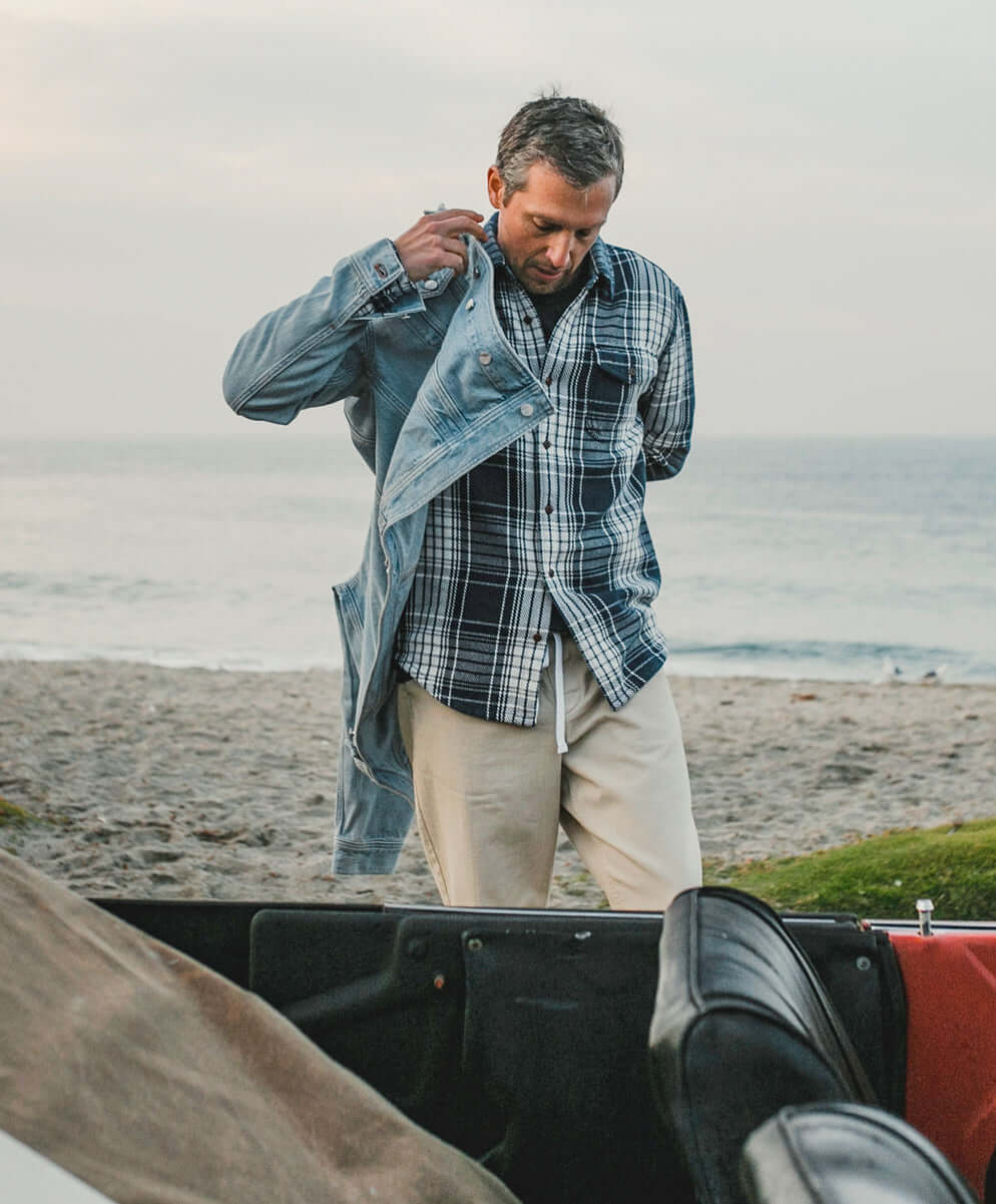 Outerknown - Blanket Shirt in Blue - Model 1