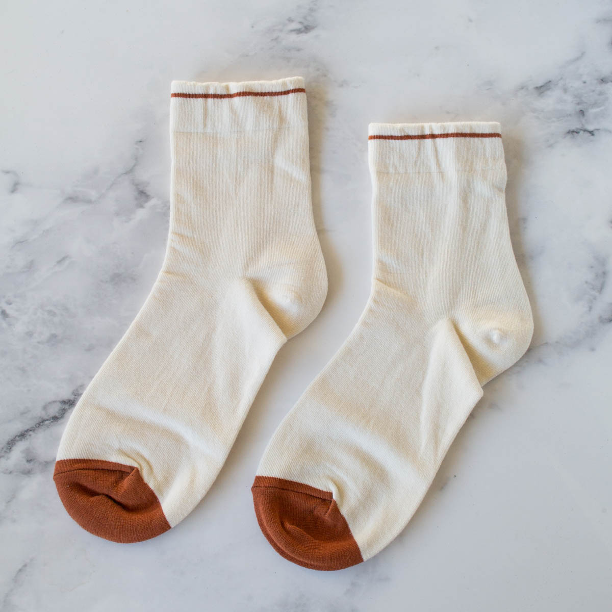 tiepology-a-line-casual-socks-01