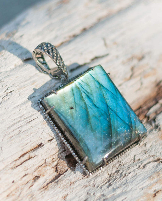 Labradorite Brilliant Square Diamond Pendant