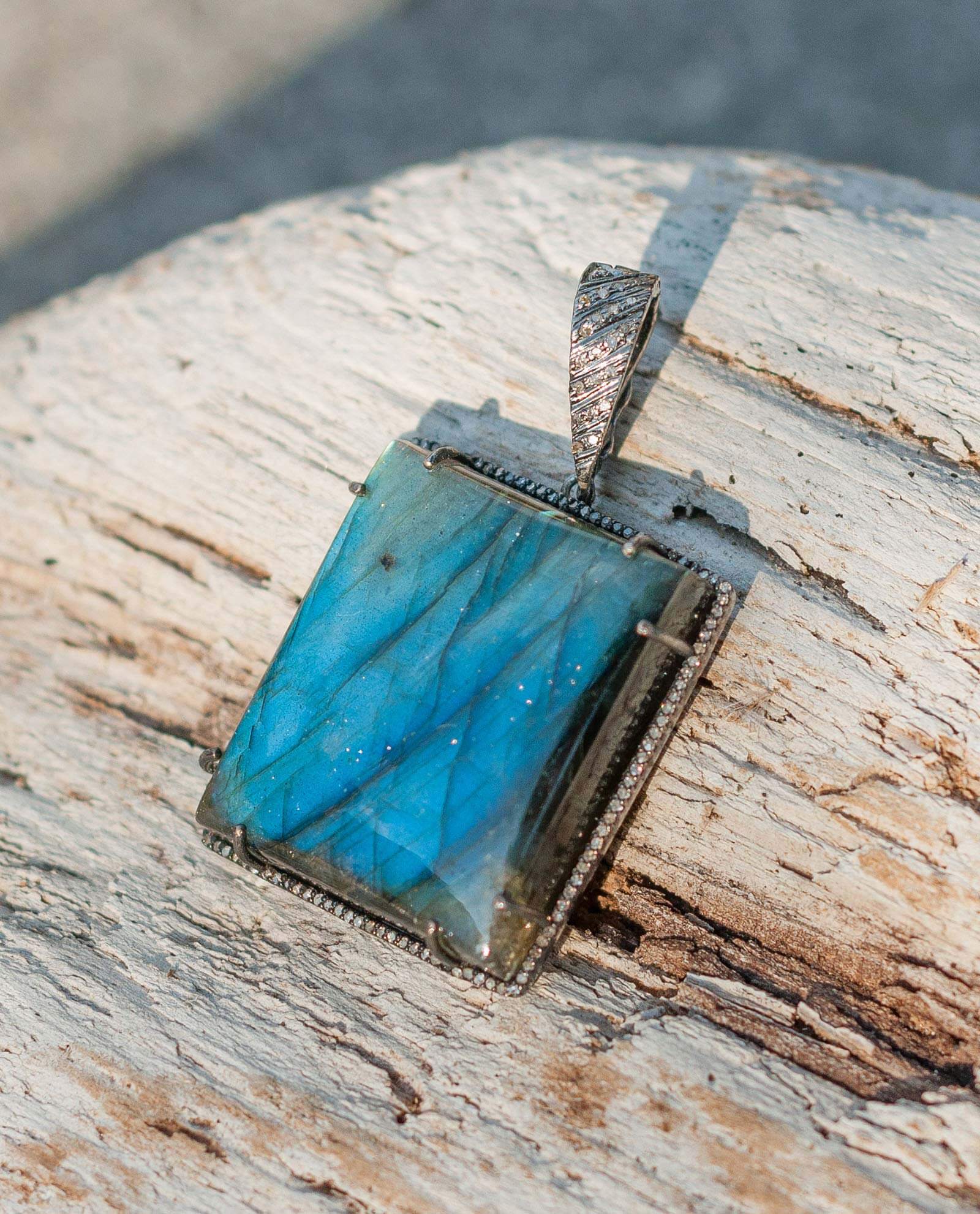 Labradorite Brilliant Square Diamond Pendant 3